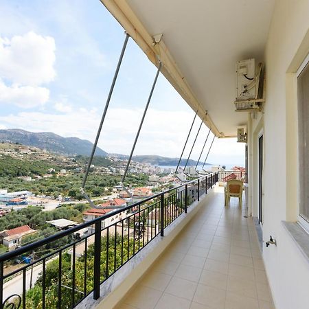 Vasili'S Family Apartments Himare Eksteriør bilde