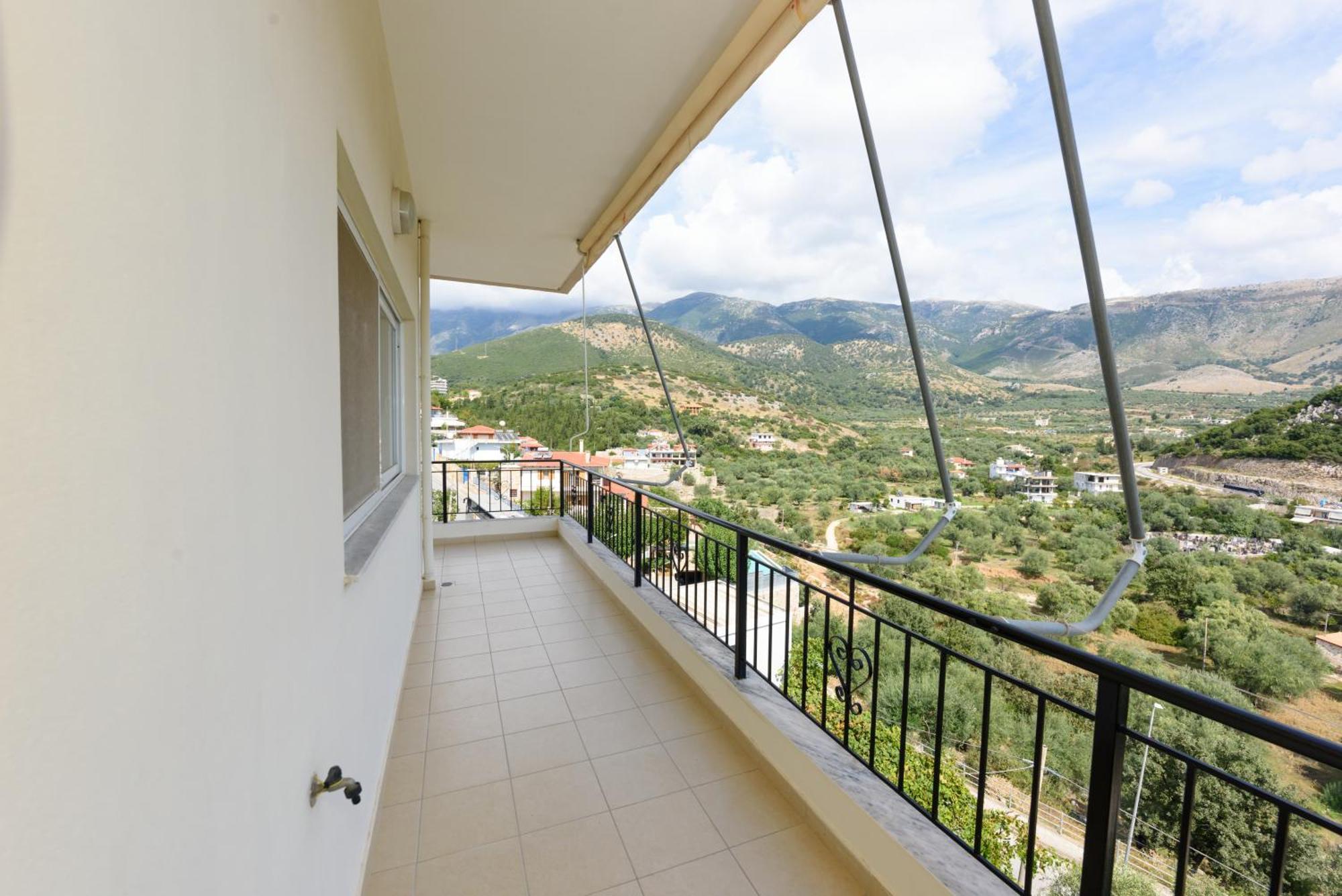 Vasili'S Family Apartments Himare Eksteriør bilde